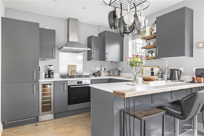 4 bedroom house, Baynhams Drive, Oxford OX2 - Sold