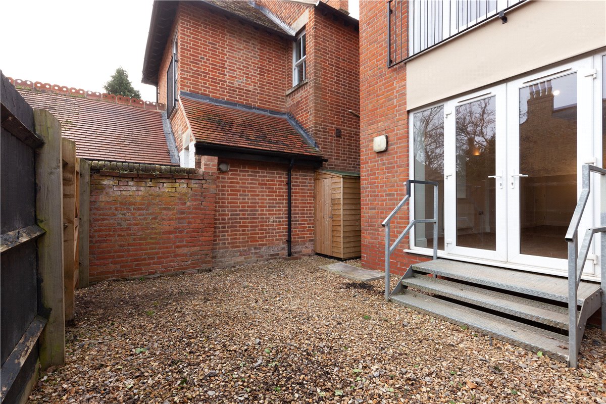 2 bedroom flat, Woodstock Road, Oxford OX2 - Sold STC