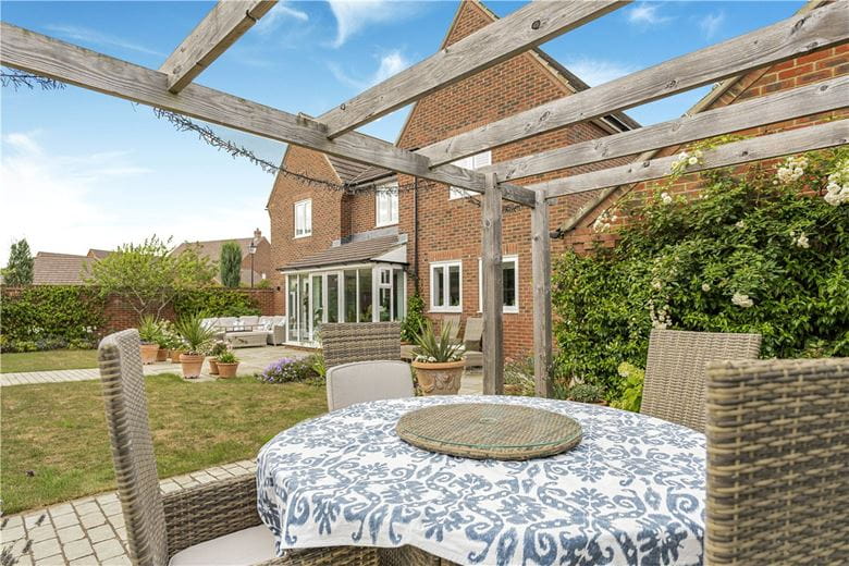 5 bedroom house, Joyce Way, Steventon OX13 - Available