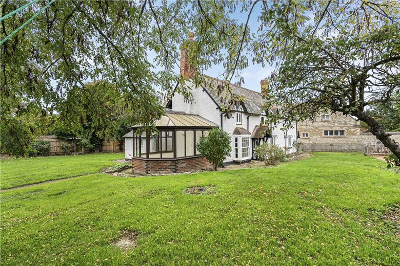 5 bedroom cottage, Valley Road, Finmere MK18 - Available