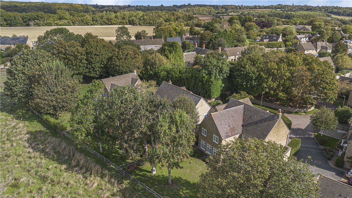 6 bedroom house, Bolsover Close, Long Hanborough OX29 - Sold STC