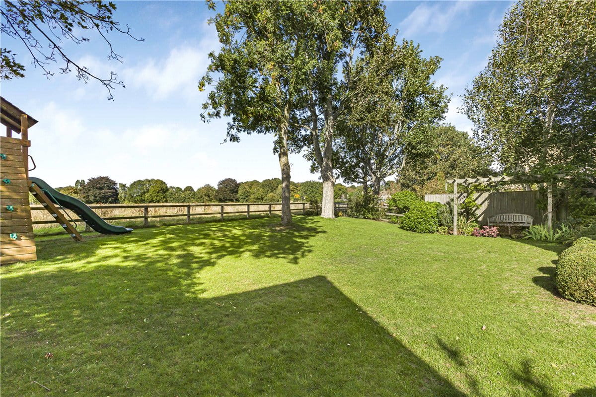 6 bedroom house, Bolsover Close, Long Hanborough OX29 - Sold STC