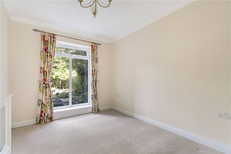 4 bedroom house, Poppy Close, Yarnton OX5 - Available