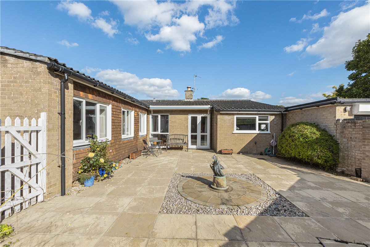 3 bedroom bungalow, Foxton Close, Oxford OX2 - Sold STC