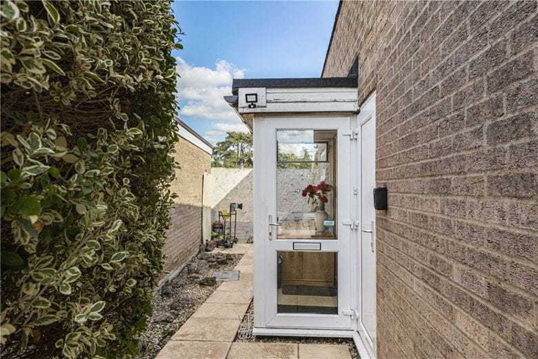 3 bedroom bungalow, Foxton Close, Oxford OX2 - Sold STC