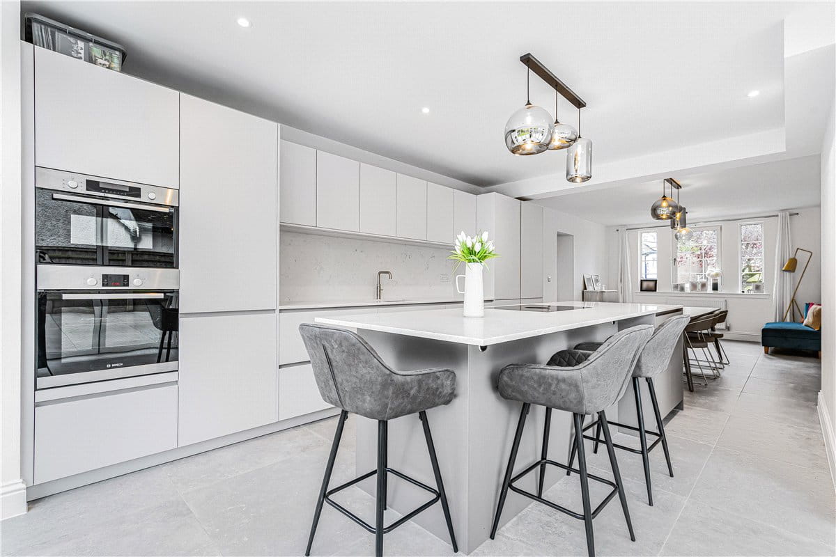 4 bedroom house, Blandford Avenue, Oxford OX2 - Available