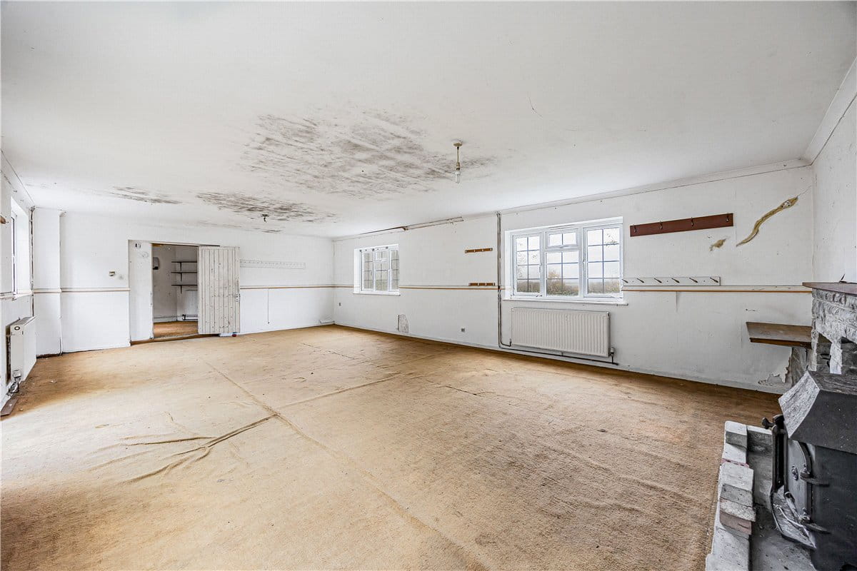 4 bedroom house, Queen Camel, Yeovil BA22 - Available