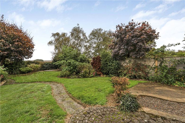 3 bedroom bungalow, Darnford Lane, Lichfield WS14 - Available