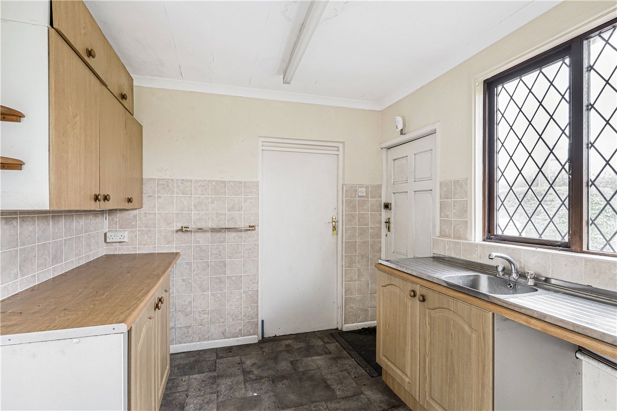 3 bedroom bungalow, Darnford Lane, Lichfield WS14 - Available