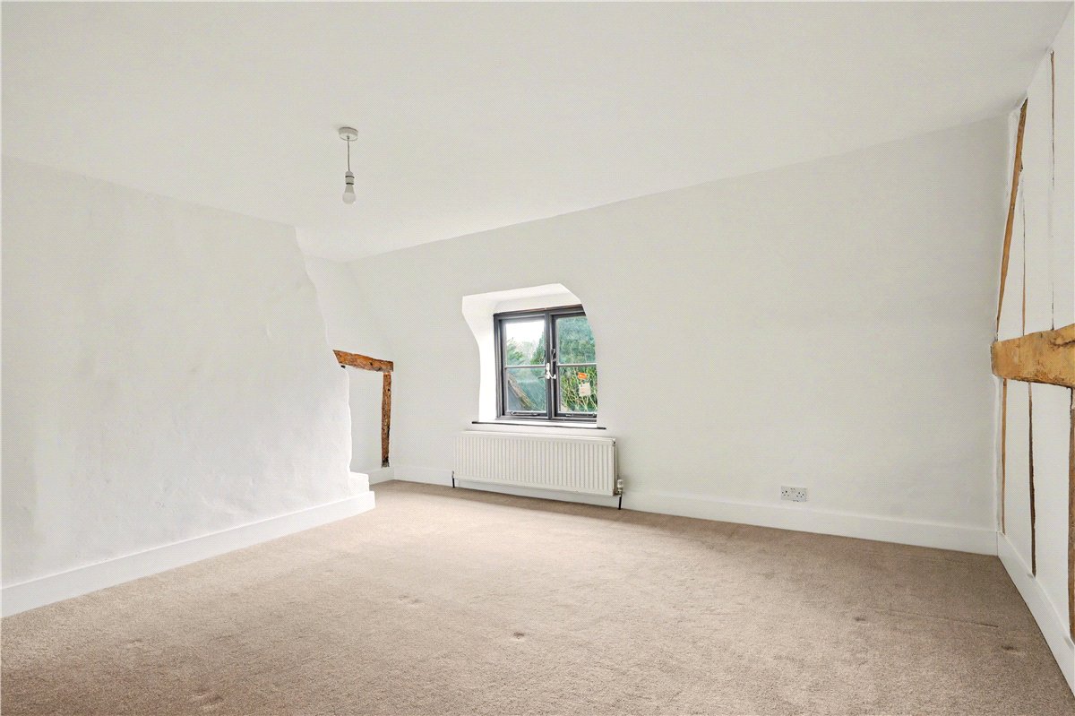 4 bedroom cottage, Lower Hartwell, Aylesbury HP17 - Available