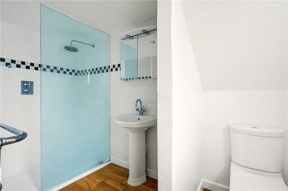 4 bedroom cottage, Lower Hartwell, Aylesbury HP17 - Available