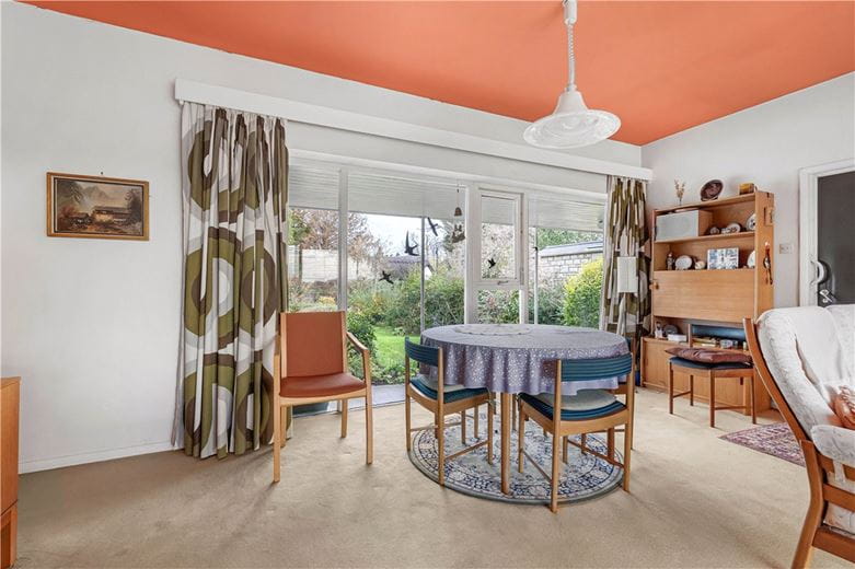 3 bedroom bungalow, Priory Close, Horton-cum-Studley OX33 - Available