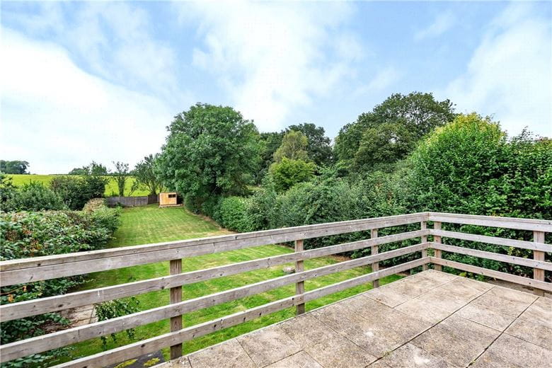 4 bedroom house, Ballinger Road, South Heath HP16 - Available