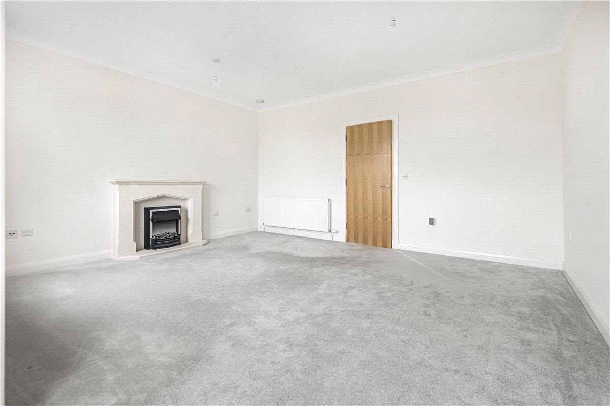 3 bedroom house, Ford Road, Tortington BN18 - Available