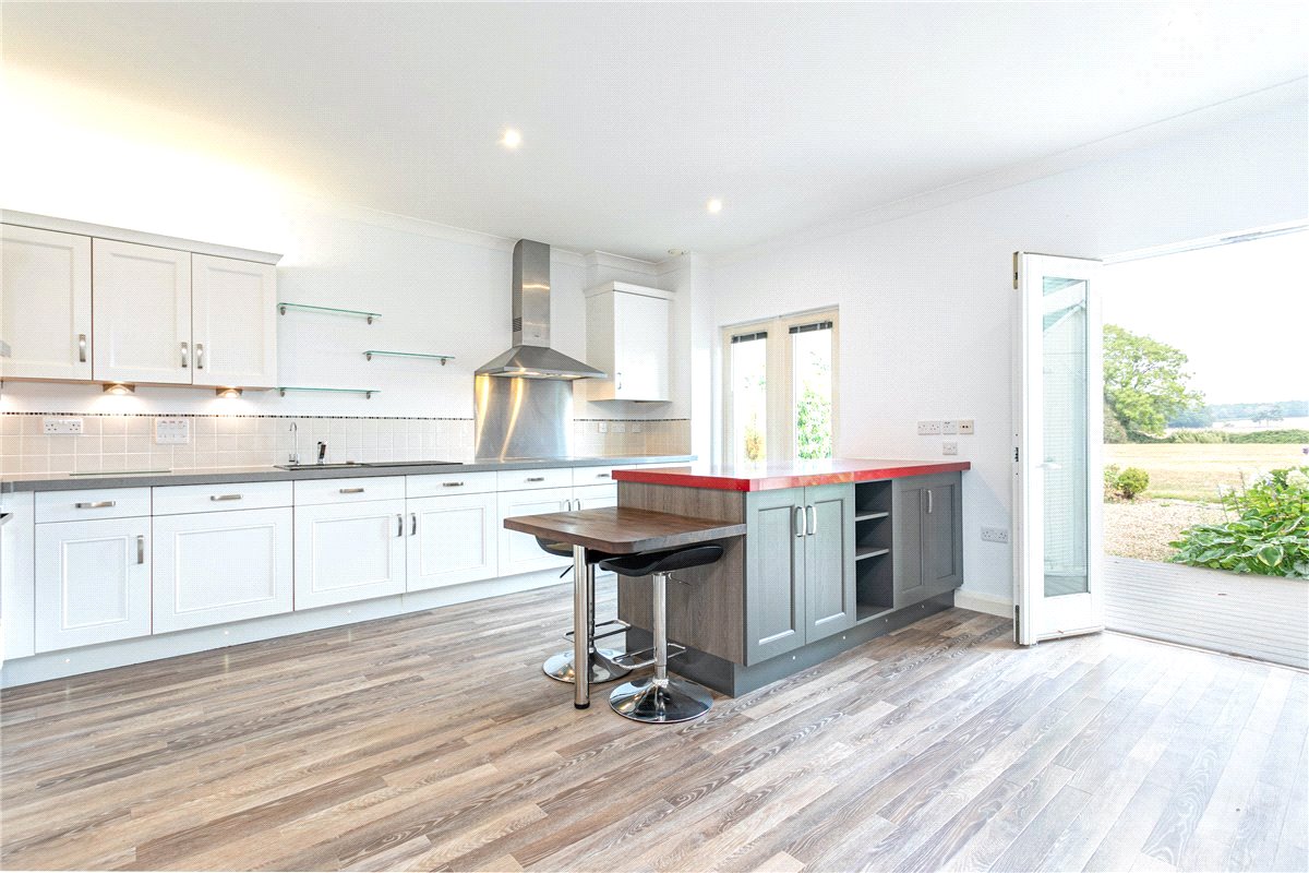 3 bedroom house, Arundel Wing, Tortington Manor BN18 - Available