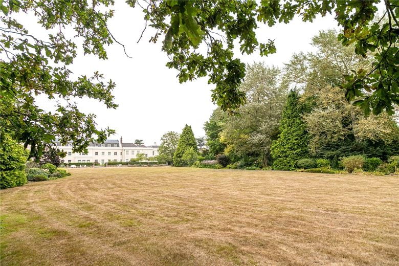 3 bedroom house, Arundel Wing, Tortington Manor BN18 - Available