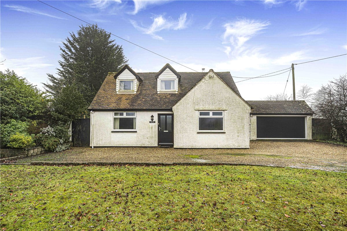 4 bedroom house, Oxford Road, Burford OX18 - Available