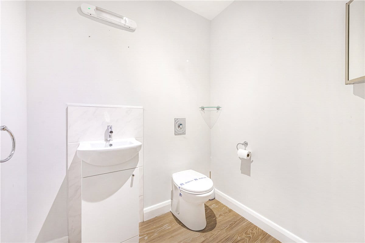 3 bedroom house, Tortington Manor, Ford Road BN18 - Available