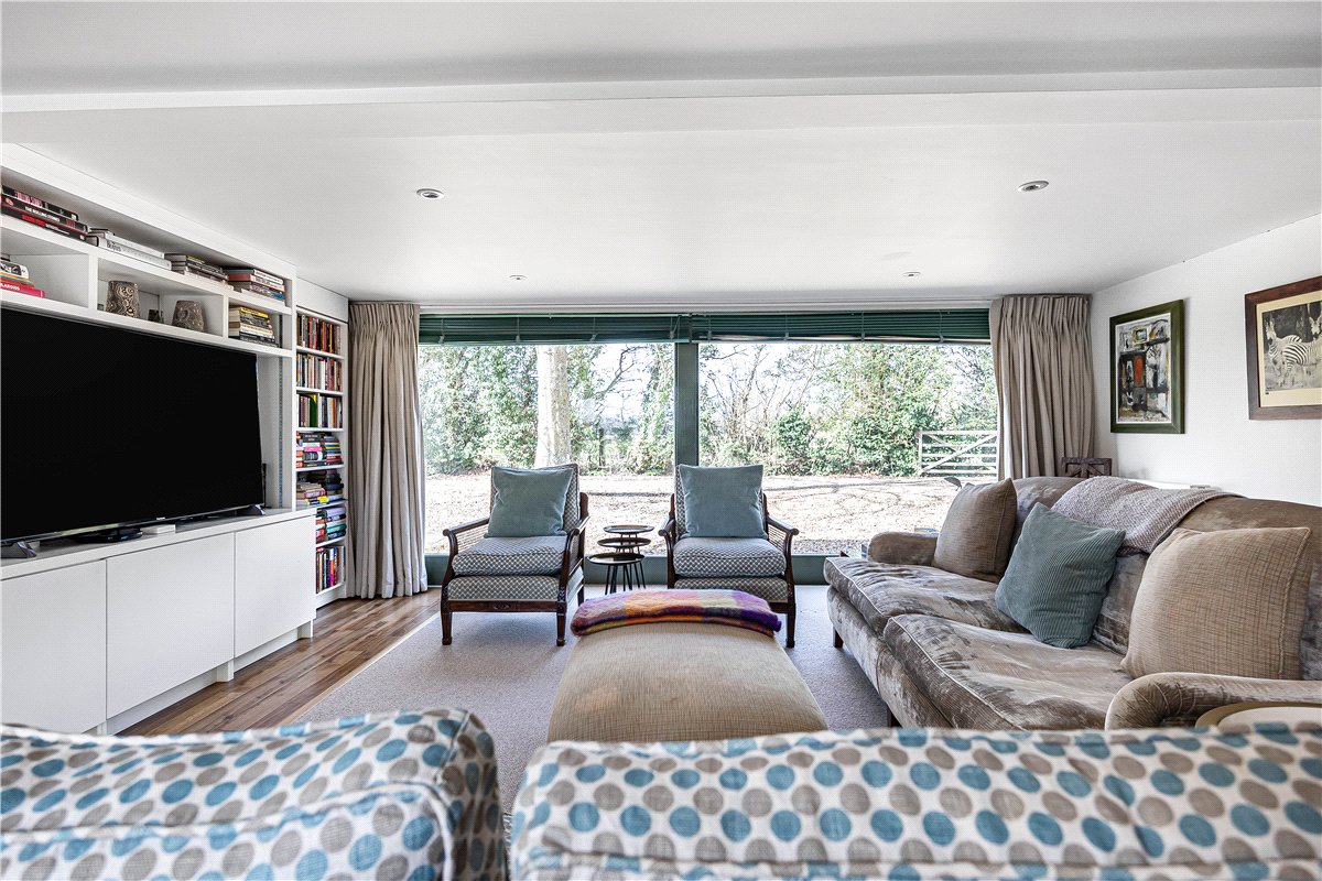 4 bedroom house, Weston-on-the-Green, Bicester OX25 - Available