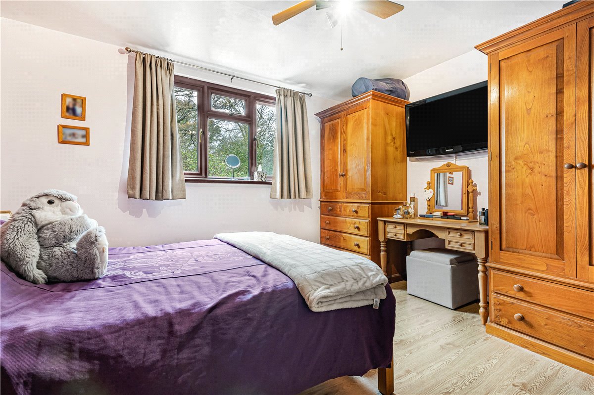 6 bedroom development plot, Oakley Wood, Benson OX10 - Available