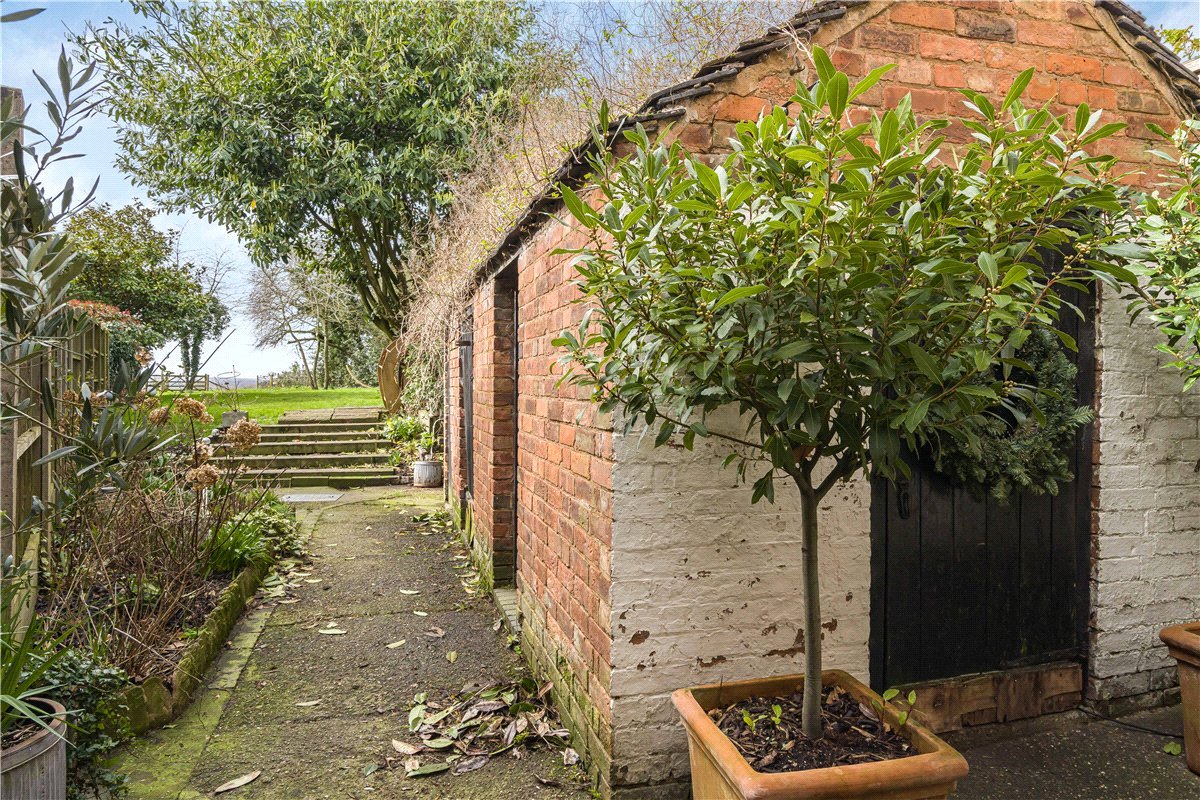 2 bedroom cottage, Main Street, Sutton Cheney CV13 - Available