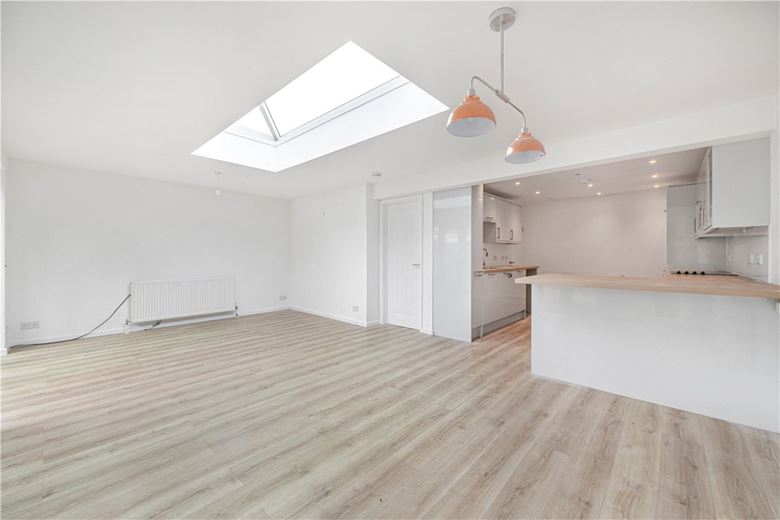 3 bedroom bungalow, Yapton Lane, Walberton BN18 - Available