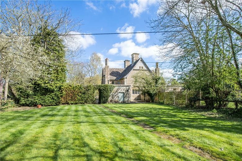 2 bedroom house, Memorial Cottages, Kelmscott GL7 - Let Agreed