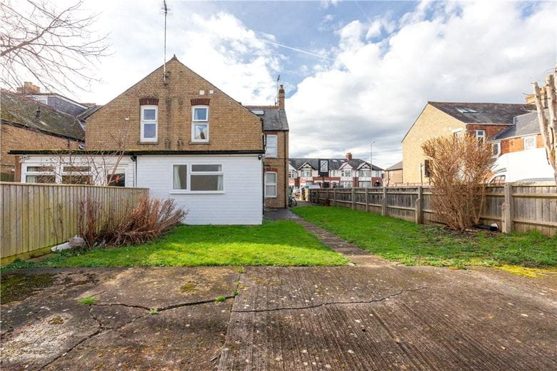 1 bedroom flat, Cowley Road, Oxford OX4 - Let Agreed