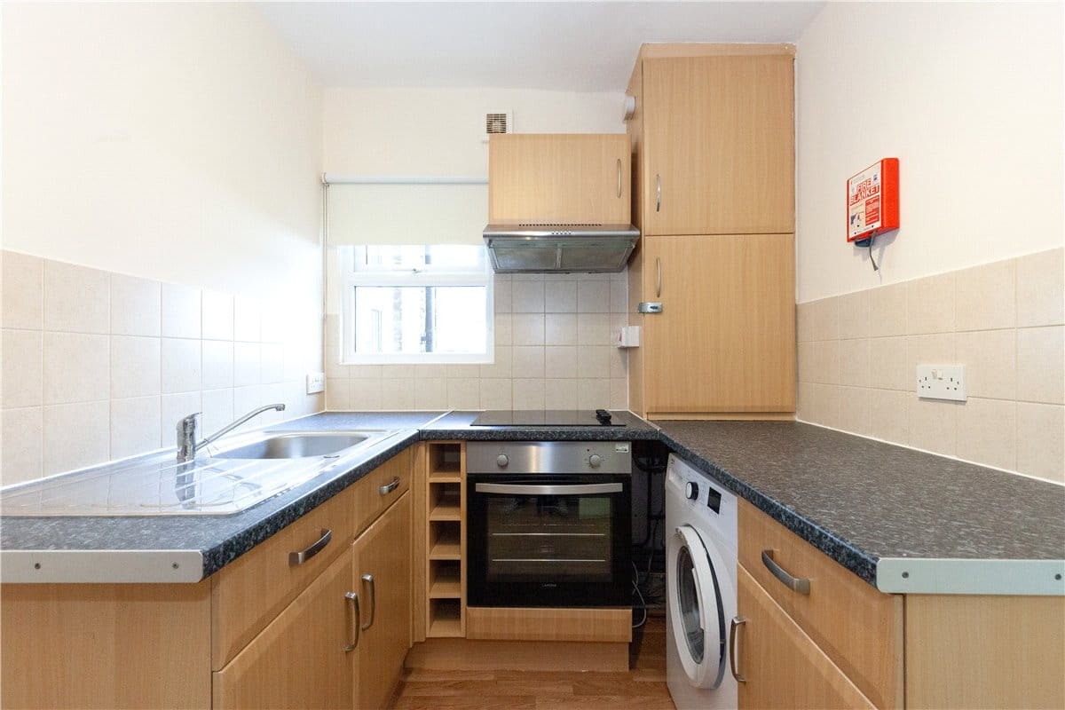 1 bedroom flat, Cowley Road, Oxford OX4 - Let Agreed