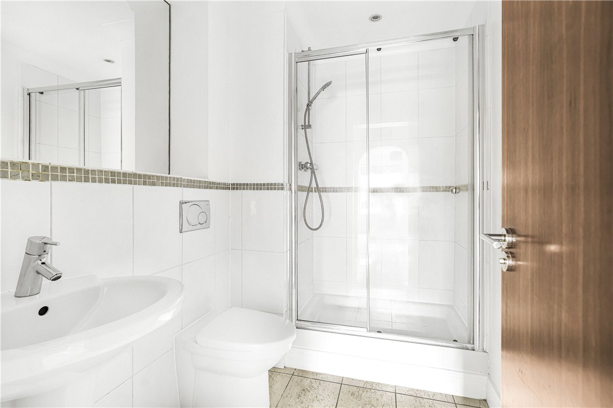 2 bedroom flat, Elizabeth Jennings Way, Oxford OX2 - Available