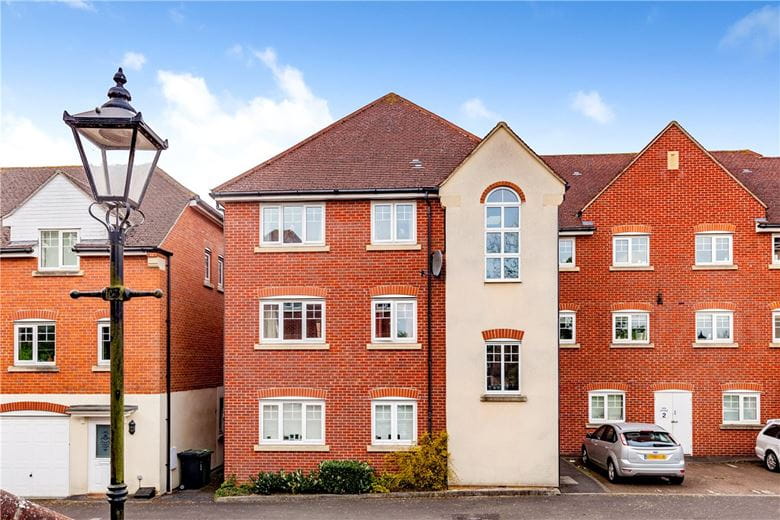2 bedroom flat, Staniland Court, Abingdon OX14 - Available