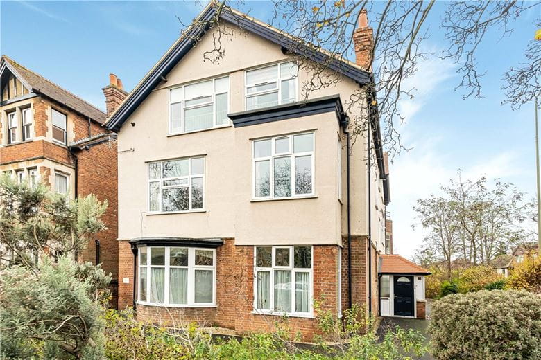 3 bedroom flat, Banbury Road, Oxford OX2 - Let Agreed