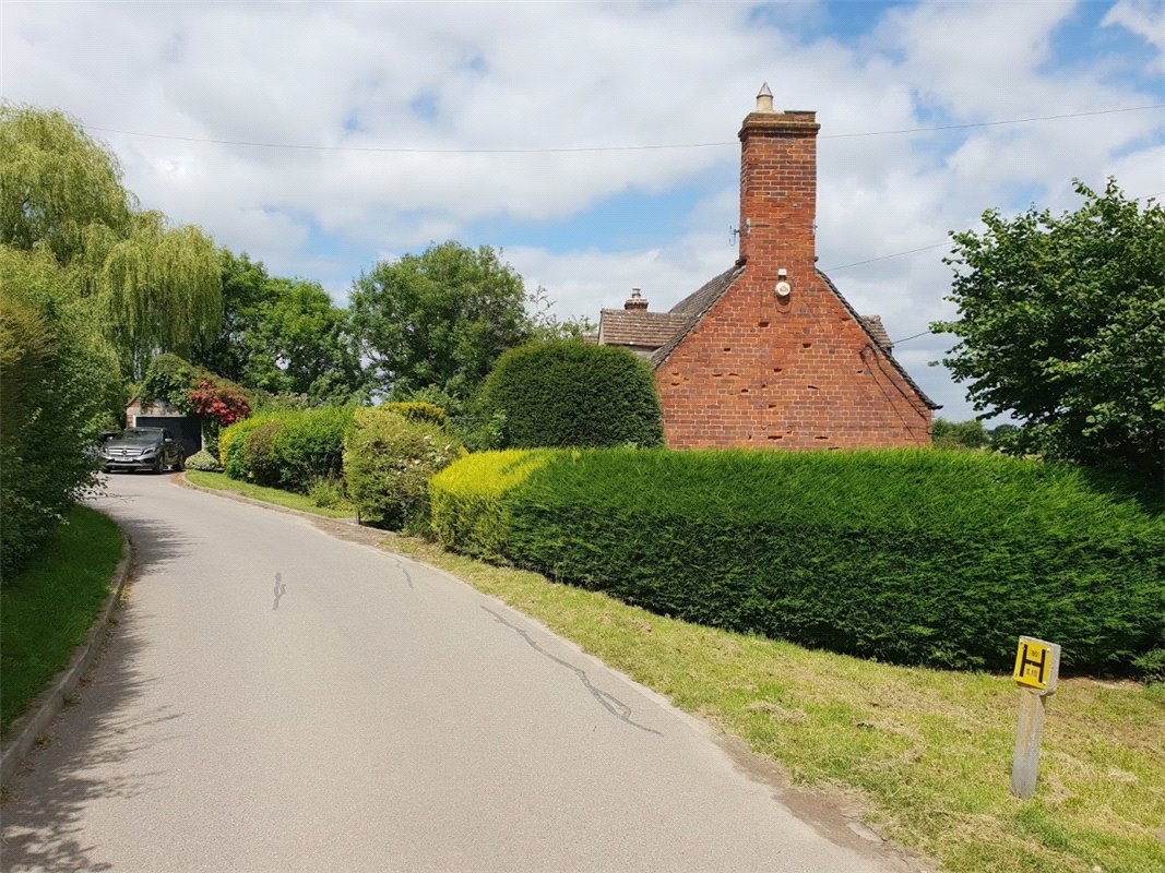 3 bedroom cottage, Wytham, Oxford OX2 - Let Agreed