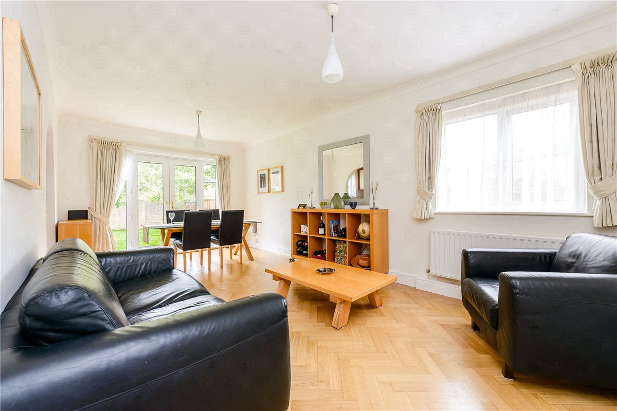 2 bedroom flat, Grandpont Place, Long Ford Close OX1 - Under Offer