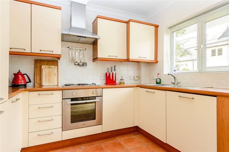 2 bedroom flat, Grandpont Place, Long Ford Close OX1 - Under Offer