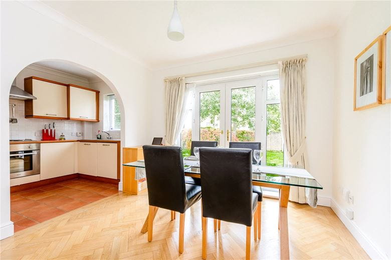 2 bedroom flat, Grandpont Place, Long Ford Close OX1 - Under Offer