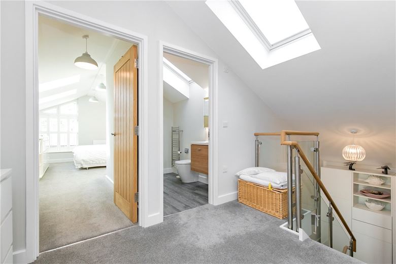 3 bedroom house, Overford Farm, Wytham OX2 - Available