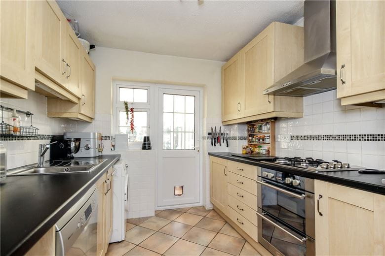 3 bedroom house, Willow Way, Begbroke OX5 - Let Agreed