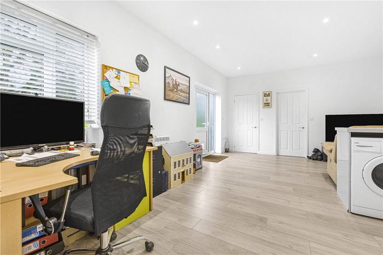 2 bedroom flat, The Coach House, Little Baldon OX44 - Let Agreed