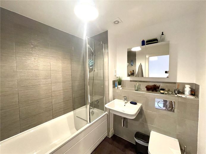 2 bedroom house, Merevale Close, Daventry NN11 - Let Agreed