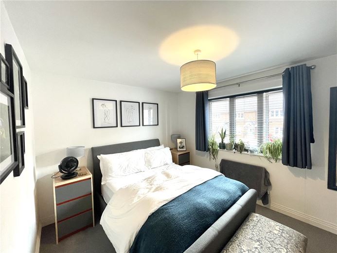 2 bedroom house, Merevale Close, Daventry NN11 - Let Agreed