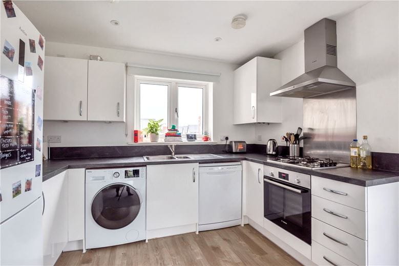 2 bedroom flat, Croxden Way, Daventry NN11 - Let Agreed