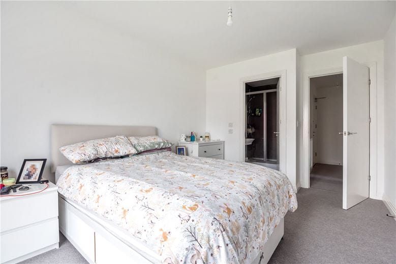 2 bedroom flat, Croxden Way, Daventry NN11 - Let Agreed