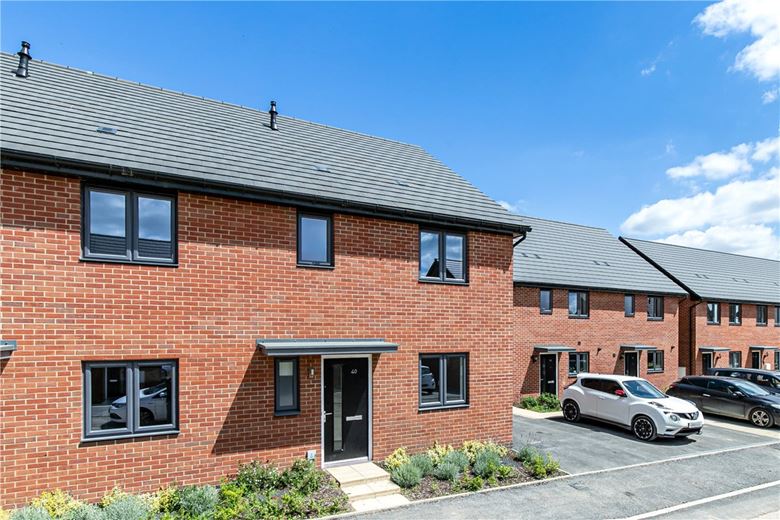 3 bedroom house, Rye Crescent, Curbridge OX29 - Let Agreed