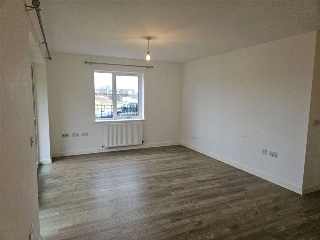 2 bedroom flat, Barrosa Way, Whitehouse MK8