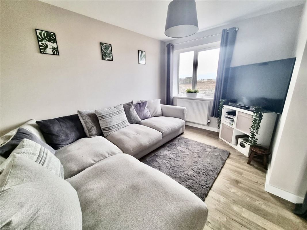 2 bedroom flat, Barrosa Way, Whitehouse MK8