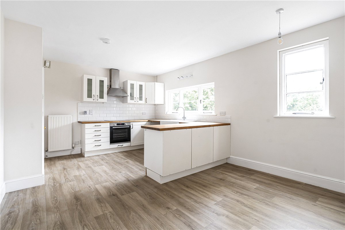 4 bedroom house, Manor Cottages, Lower Thorpe Mandeville OX17 - Let Agreed