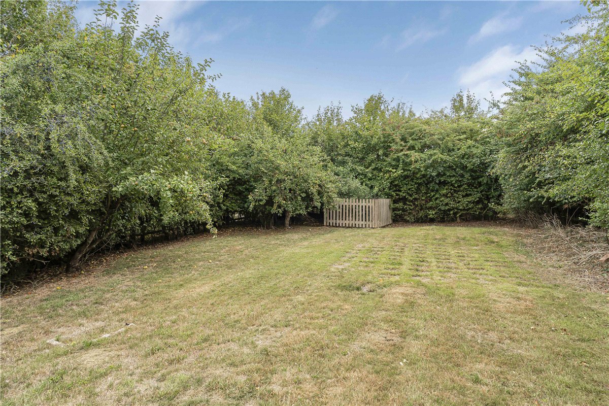 4 bedroom house, Manor Cottages, Lower Thorpe Mandeville OX17 - Let Agreed