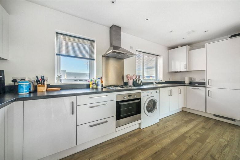2 bedroom flat, Longhorn Drive, Whitehouse MK8 - Let Agreed