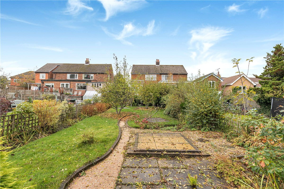 3 bedroom house, Moorfield Crescent, Lowton WA3 - Let Agreed